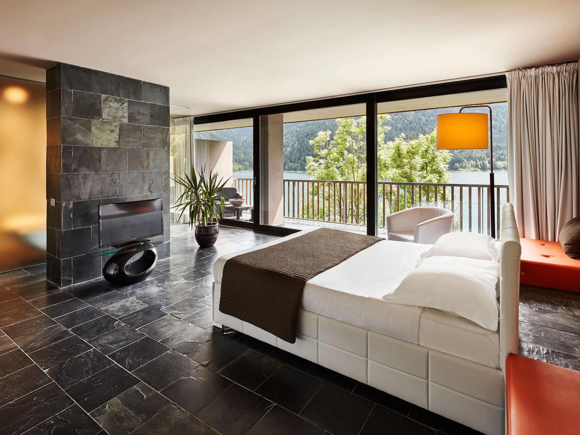Maanja Lake Front Suite Lateis Buitenkant foto